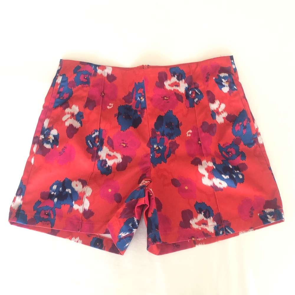 Watercolor floral shorts | InLUV